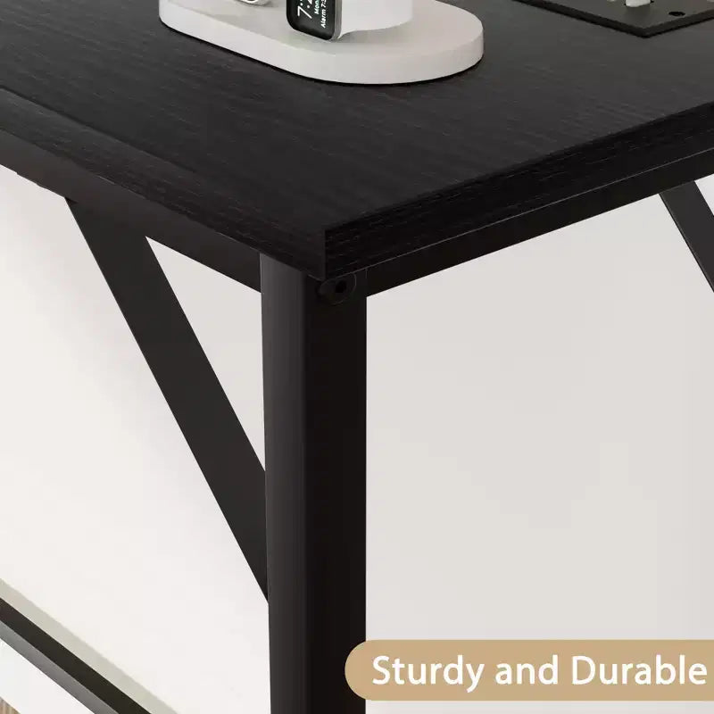 Mesa Consola Estrecha Industrial Negra/Dorada con Tomas de Corriente – Individual