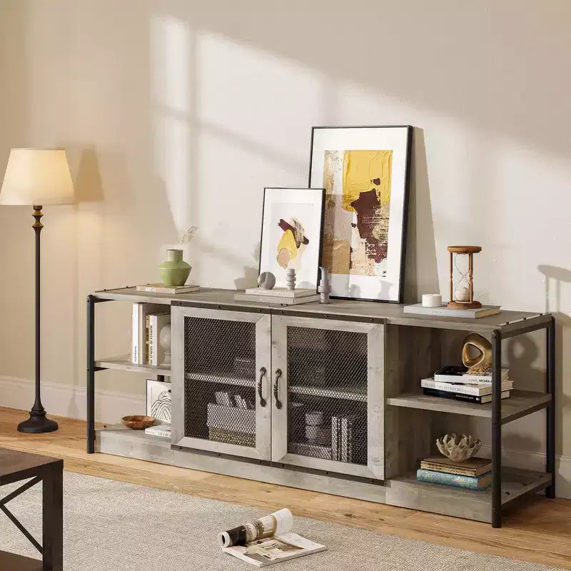 Mueble de TV gris claro estilo rústico para televisores de hasta 75 pulgadas