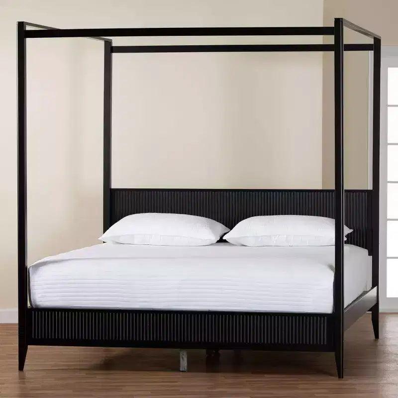 Cama con dosel King Size negra de mediados de siglo — Madera estriada, 2 personas