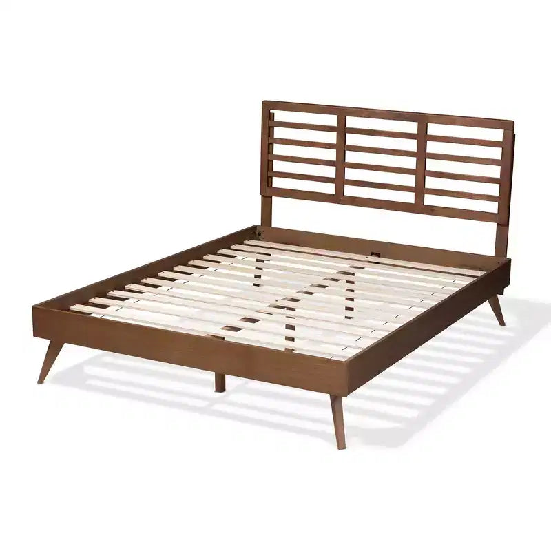 Cama de plataforma de madera con acabado de nogal - Queen / King